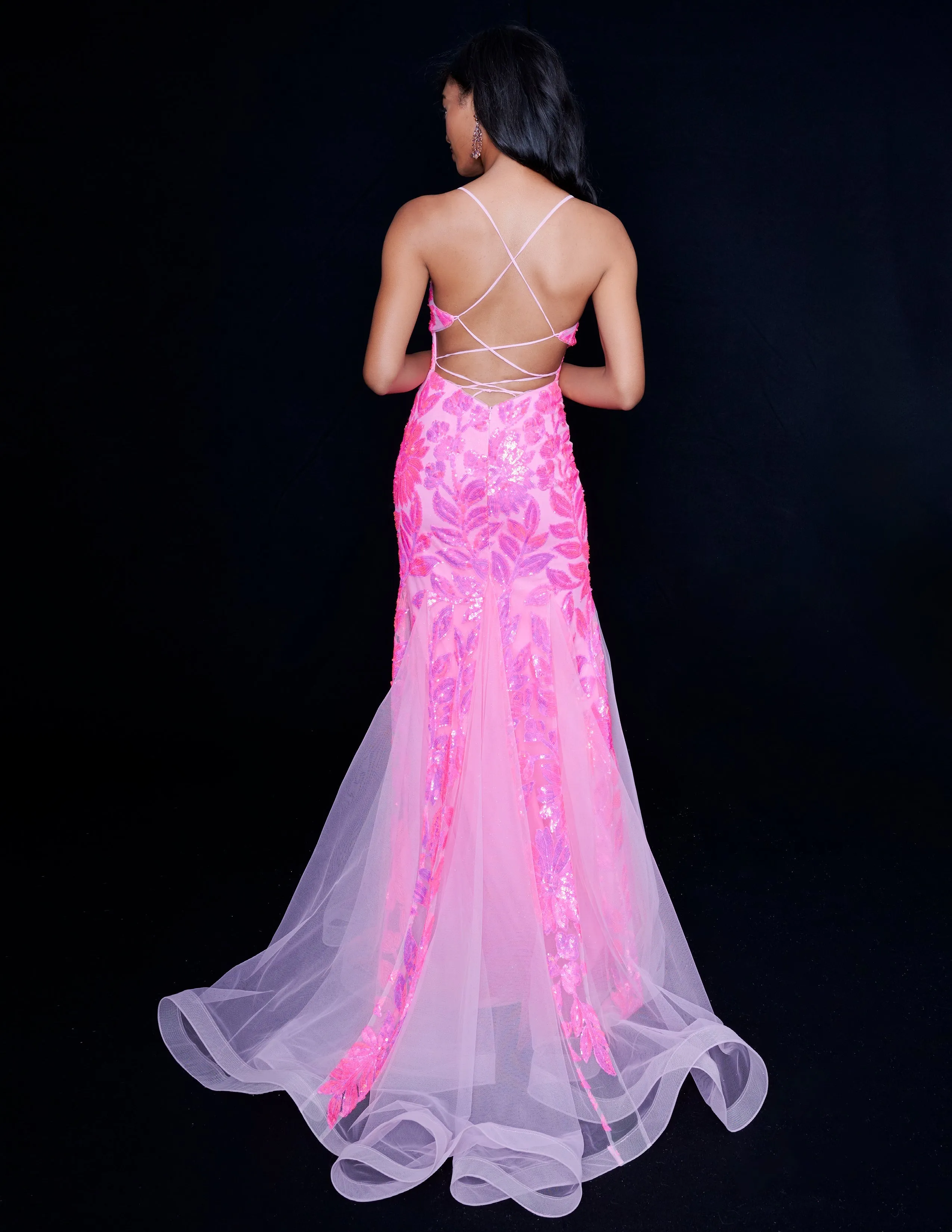 Nina Canacci 8236 Size 4 Pink Sequin Mermaid Prom Dress Backless Corset Formal Gown V Neck